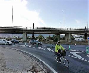 Entrada a Granada por la rotonda de La Zubia este lunes a las 8.00 horas.