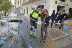 Eva Martín, en la visita a la obra.