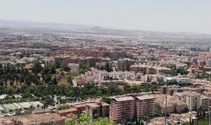 Vista de Granada desde el Barranco del Abogado. 