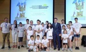 Entrega del premio al colegio Ave María Casa Madre.