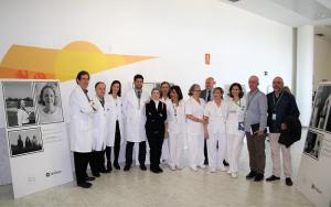 Inauguración de la exposición en el hospital.