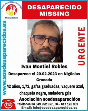 Cartel difundido por SOS Desaparecidos.