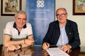 Jacinto Escobar (drcha.) en la presentación de la ONG Solidaridad Enfermera Granada.