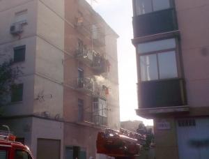 Incendio en un piso del Zaidín, el pasado verano.