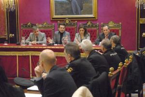 Junta Local Extraordinaria celebrada este lunes en el Ayuntamiento de Granada.