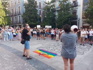Concentración este lunes en la Plaza del Carmen, en Granada. 