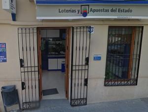 Administración de Loja en la Plaza de la Constitución. 