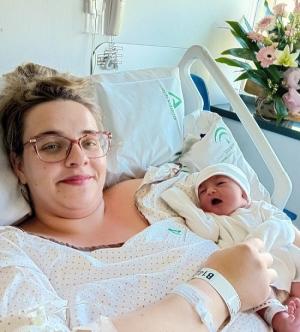 Lucía y Mª Carmen, su mamá.