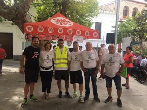 Organizadores y autoridades, antes de la caminata.