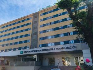 Hospital de Neurotraumatología y Rehabilitación, donde ha fallecido el herido.