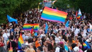 Vista de la manifestación del Orgullo en Gran Vía.