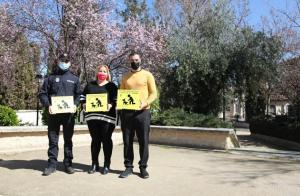 La alcaldesa, Puri López, en la presentación de la campaña de concienciación.