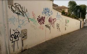 Pintada en un muro del Camino de San Nicolás.