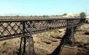 Imagen de archivo del puente de Baúl, desde donde el joven pretendía tirarse.