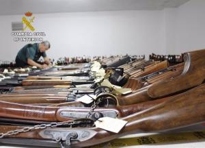 Imagen de archivo de una subasta de armas.