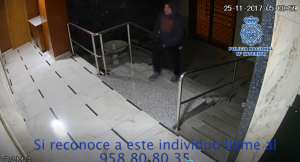 Captura de uno de los vídeos difundidos por la Policía Nacional.