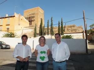 La alcaldesa y los concejales de Urbanismo y Turismo y Hacienda y Patrimonio.