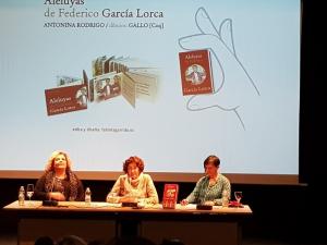 Fátima Gómez, Antonina Rodrigo y Fabiola Garrido.