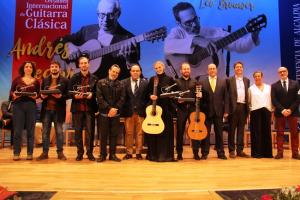 Foto de familia tras la entrega de los premios.