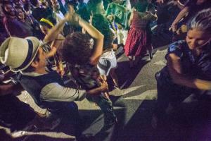 Baile y animación en la calle en una edición anterior del festival. 