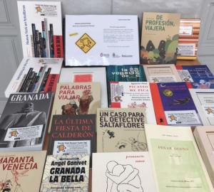 Libros del servicio de publicaciones provincial. 