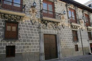La Madraza, sede de la primera universidad que tuvo Granada.
