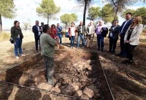 Visita al yacimiento de Fornes.