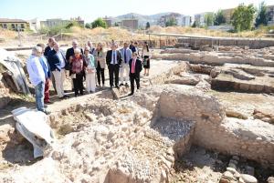 Excavaciones arqueológicas en los Mondragones. 