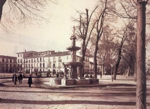 En este lugar estuvo la plaza de toros de la Carrera, mucho antes que la Fuente de los Gigantones.