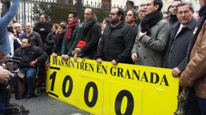 El PSOE pide poner fin al trato "vejatorio" que recibe Granada.