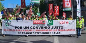 Manifestación de los trabajadores de Rober.