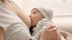 La alimentación del bebé con leche materna no siempre es posible o suficiente.
