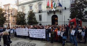 Concentración de la Junta de Personal este viernes en la puerta del Ayuntamiento. 