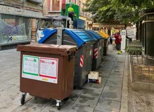 Imagen de archivo de un contenedor marrón en Bib-Rambla.