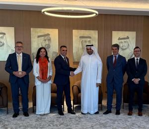 Reunión de la delegación de Granada con la Cámara de Comercio de Dubái.