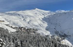 Magnífica estampa de Sierra Nevada este lunes.