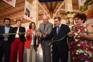 Las autoridades en la inauguración de la Feria.