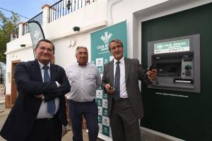 Inauguración del cajero automático de Rubite. 