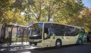 Bus metropolitano en el Paseo de los Basilios. 