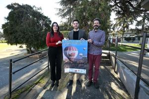 Eric Escobedo con Miguel Juliá y Ana Martínez. 