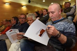 Un momento de la reunión en Baza con agentes implicados en el Geoparque.