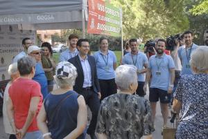 El alcalde, en la presentación de las actividades en uno de los parques saludables del Zaidín.