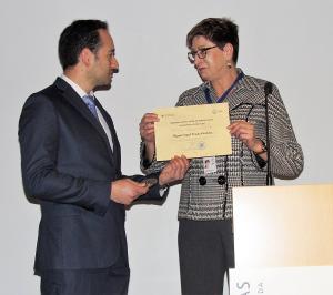 Miguel Ángel Tejada Giráldez al recibir el premio.