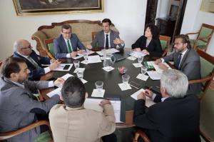 Reunión en el Ayuntamiento de Granada. 