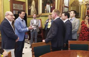 Reunión de Cuenca y Herrera con responsables de la empresa alemana.