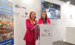 La alcaldesa de Salobreña con la presidenta de la Mancomunidad.