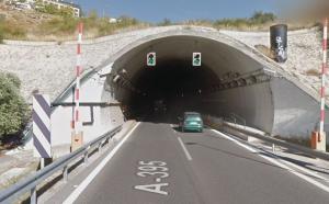 Entrada a los túneles del Serrallo. 