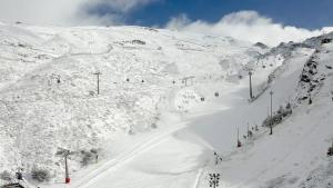 Espectacular aspecto que ofrece este jueves la estación de esquí.