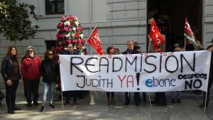 Concentración sindical frente al Ayuntamiento. 