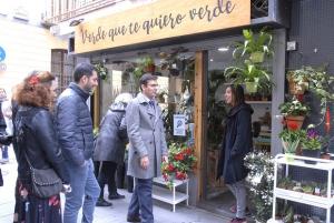 Visita municipal a comercios del barrio de la Magdalena. 